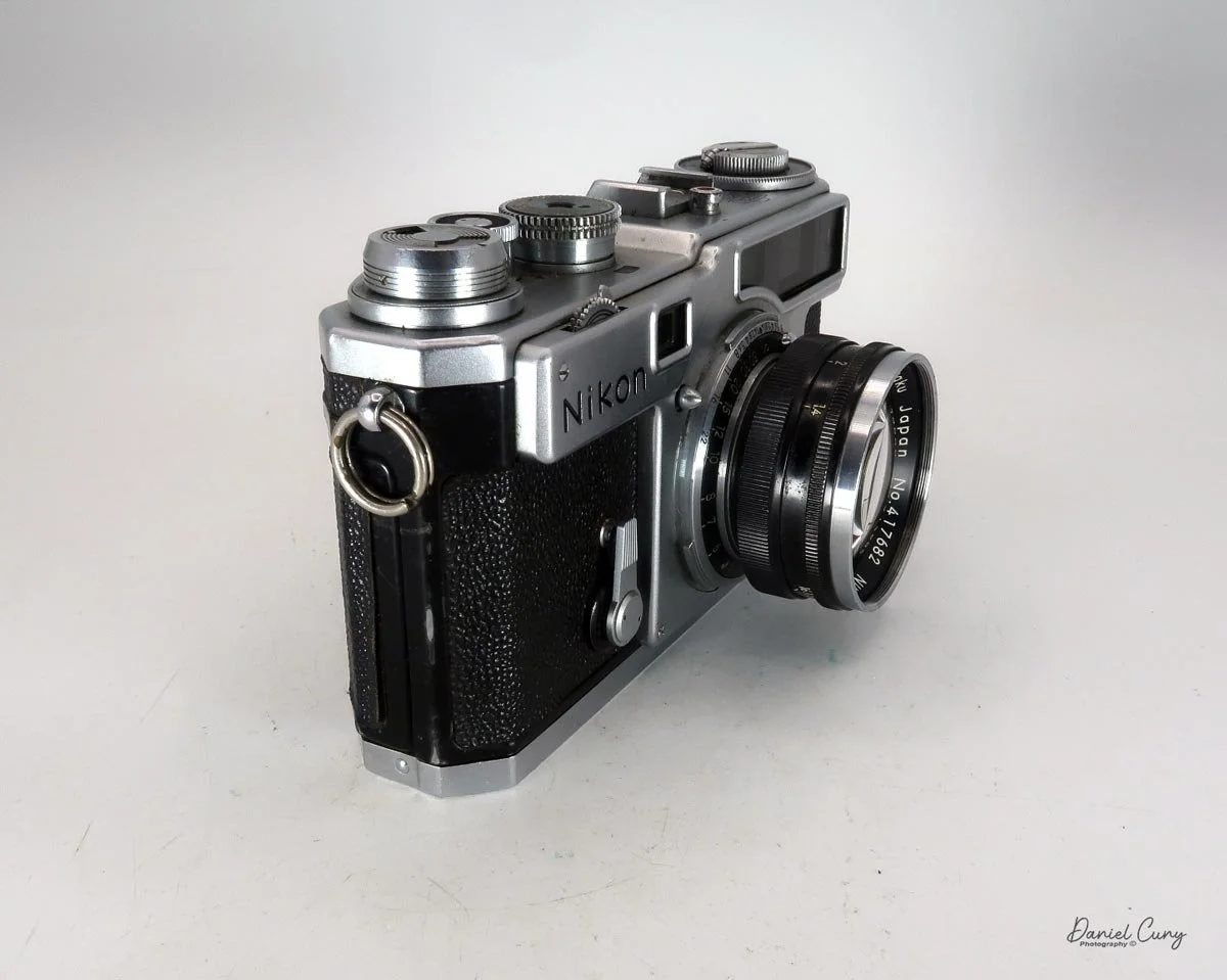 Different angles of the Nikon SP camera