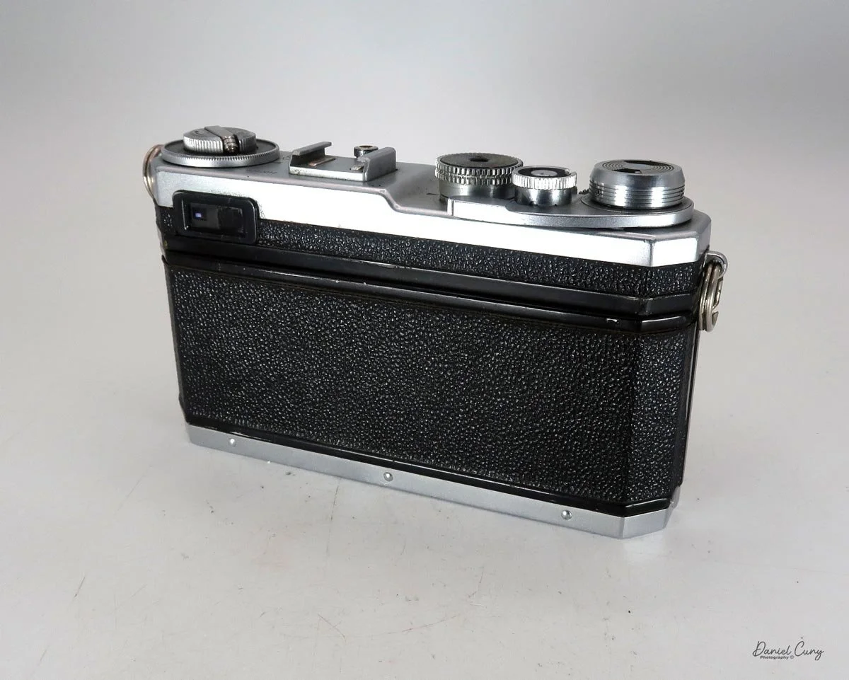 Different angles of the Nikon SP camera