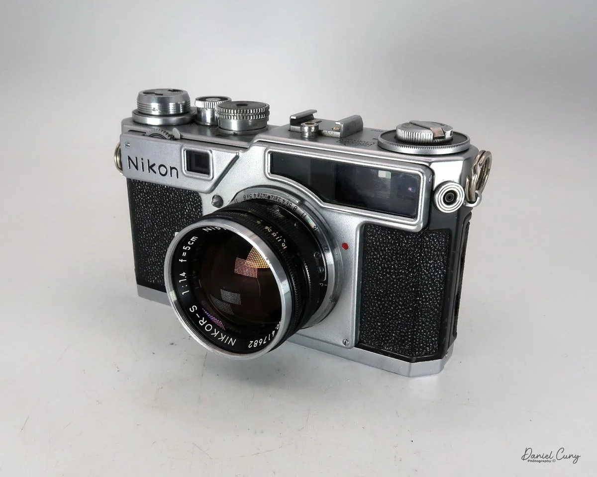 Different angles of the Nikon SP camera