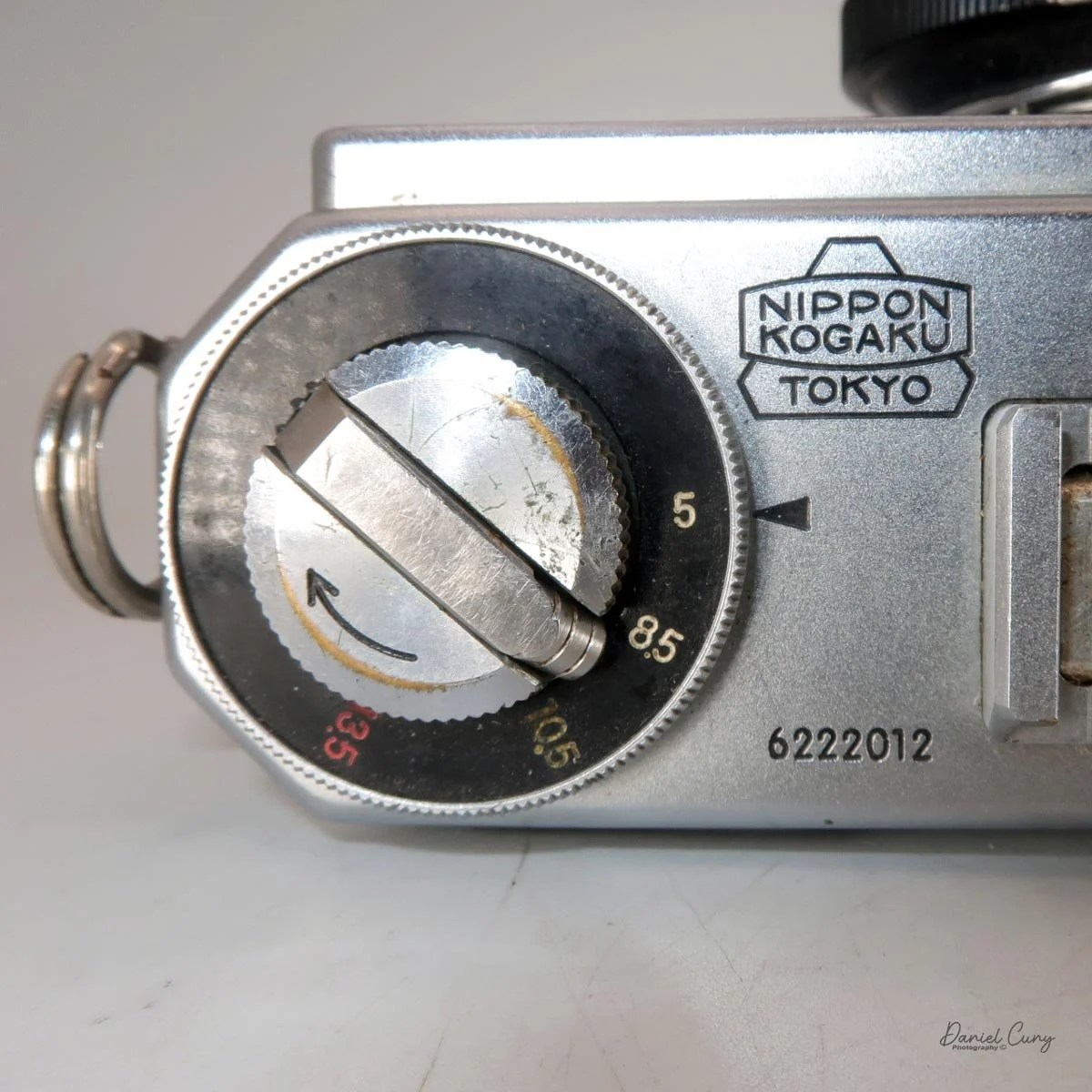 Rangefinder lens selector