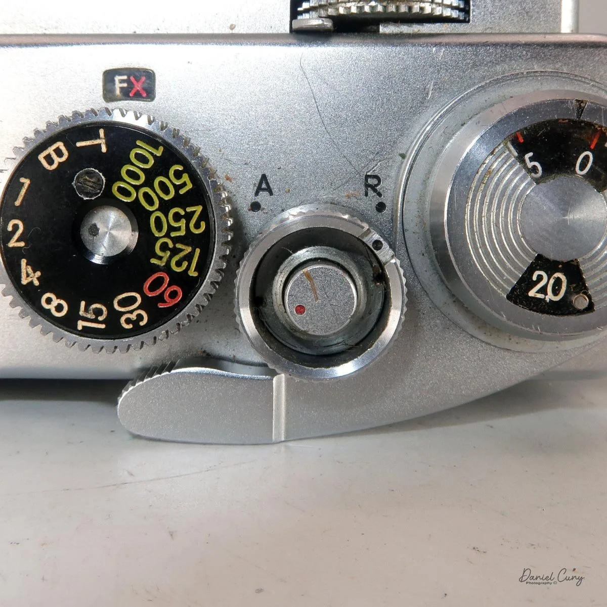 "A" &amp; "R" Settings around shutter release