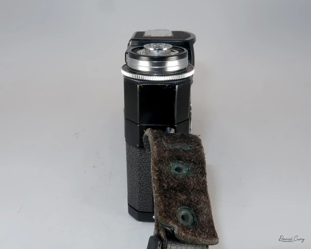Different angles of the Zeiss Ikon Hologon Ultrawide camera.