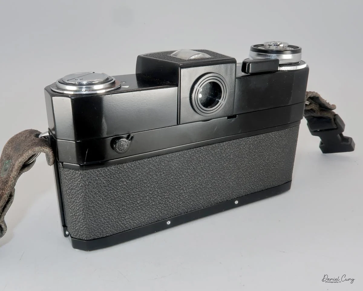 Different angles of the Zeiss Ikon Hologon Ultrawide camera.