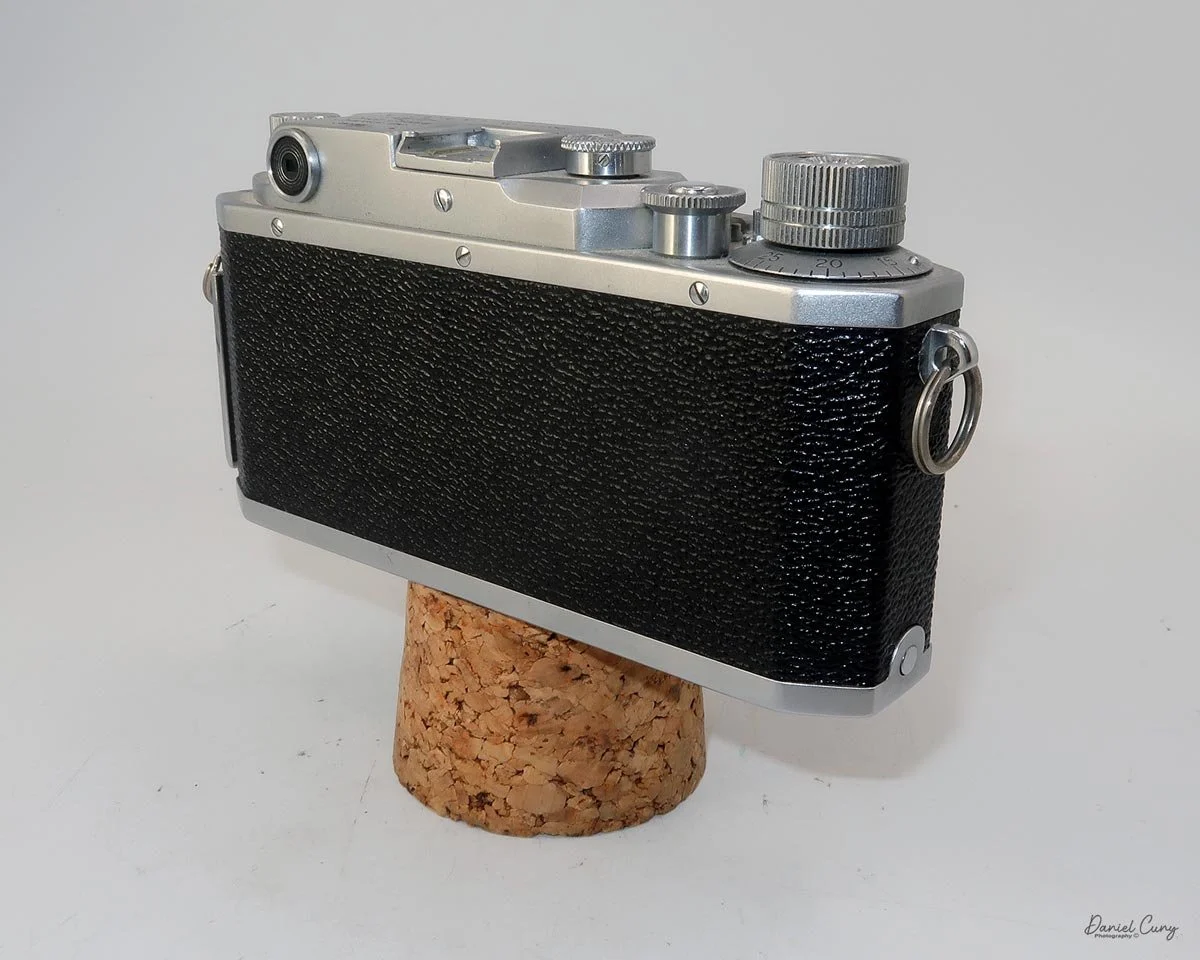 Different angles of the Canon IV Sb camera.