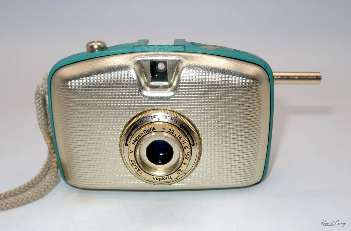 フィルムカメラ Pentacon Penti 1 with Rapid cartridge Welta Penti – Vintage Camera Lab