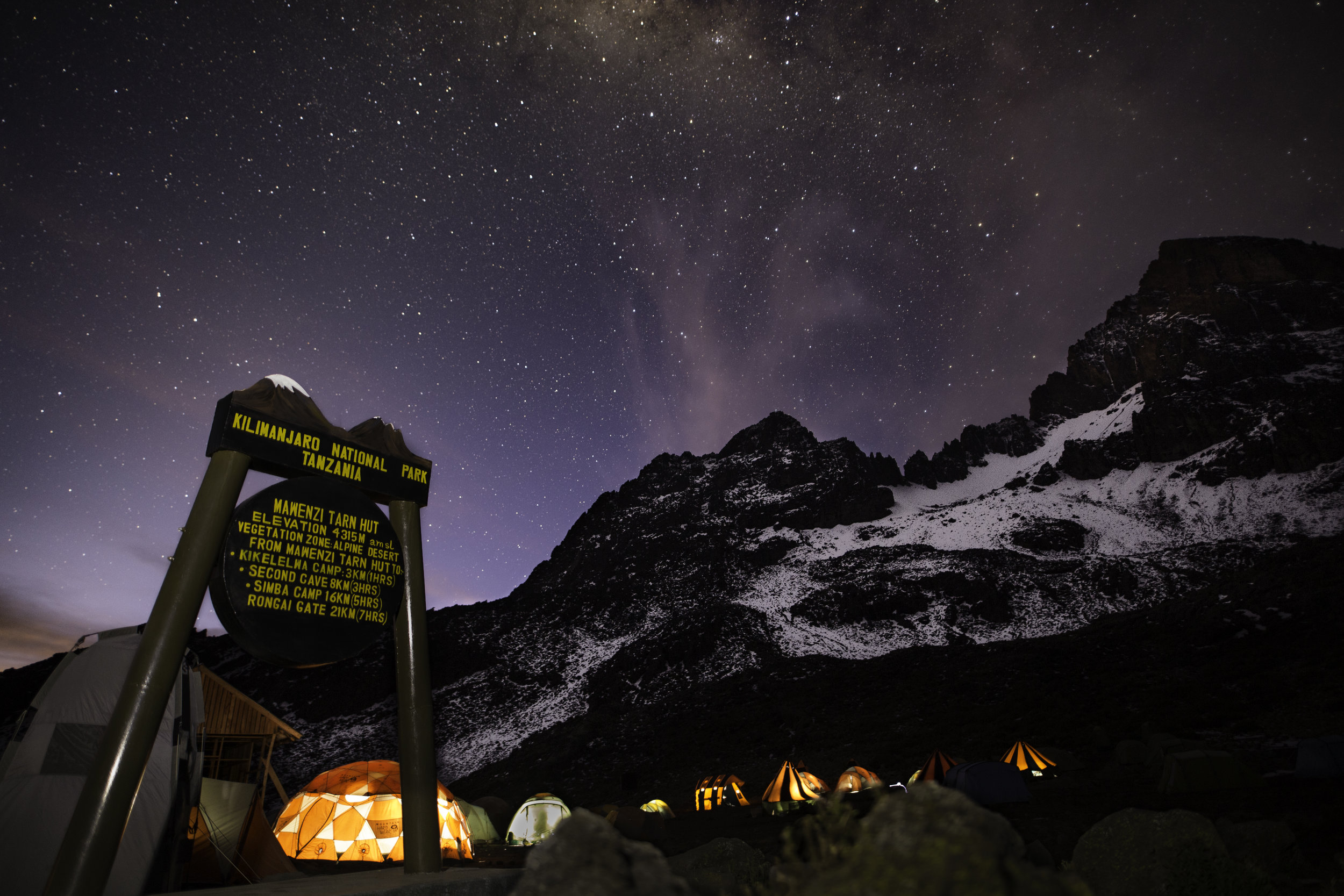 Night Camp w Mowinzie Background.jpg