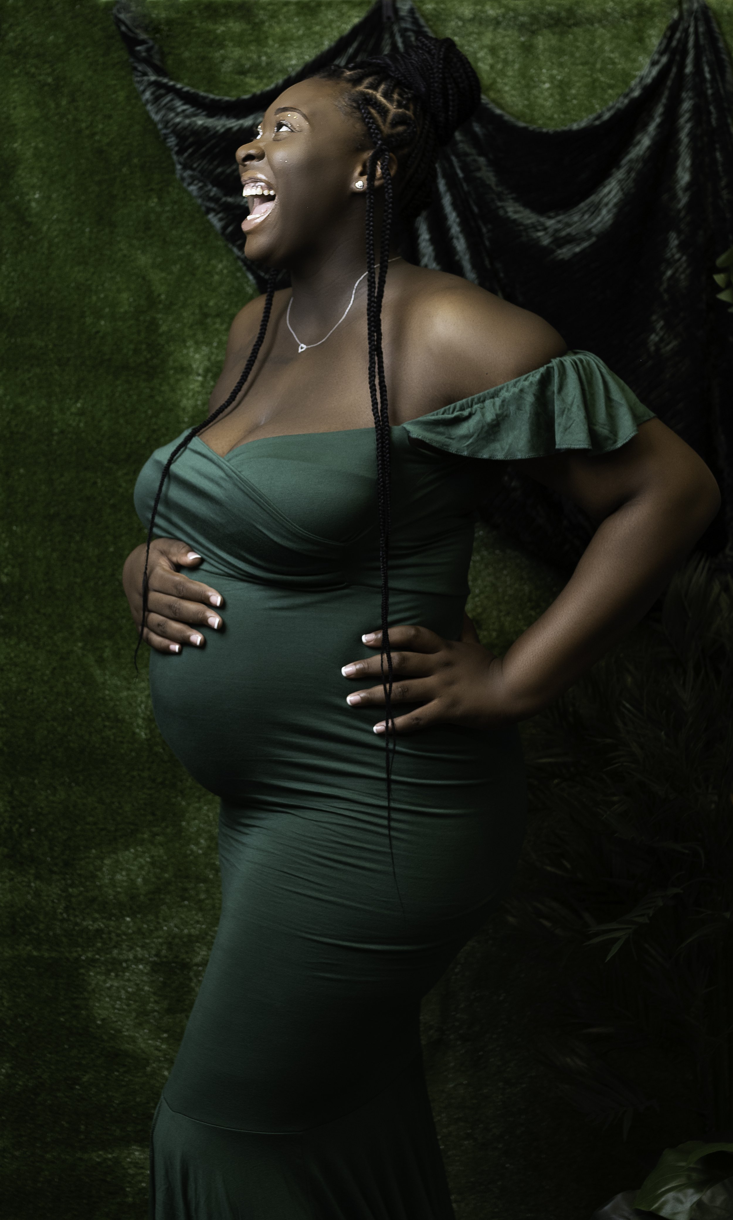 QP+Dhontaye_Maternity_3.jpg