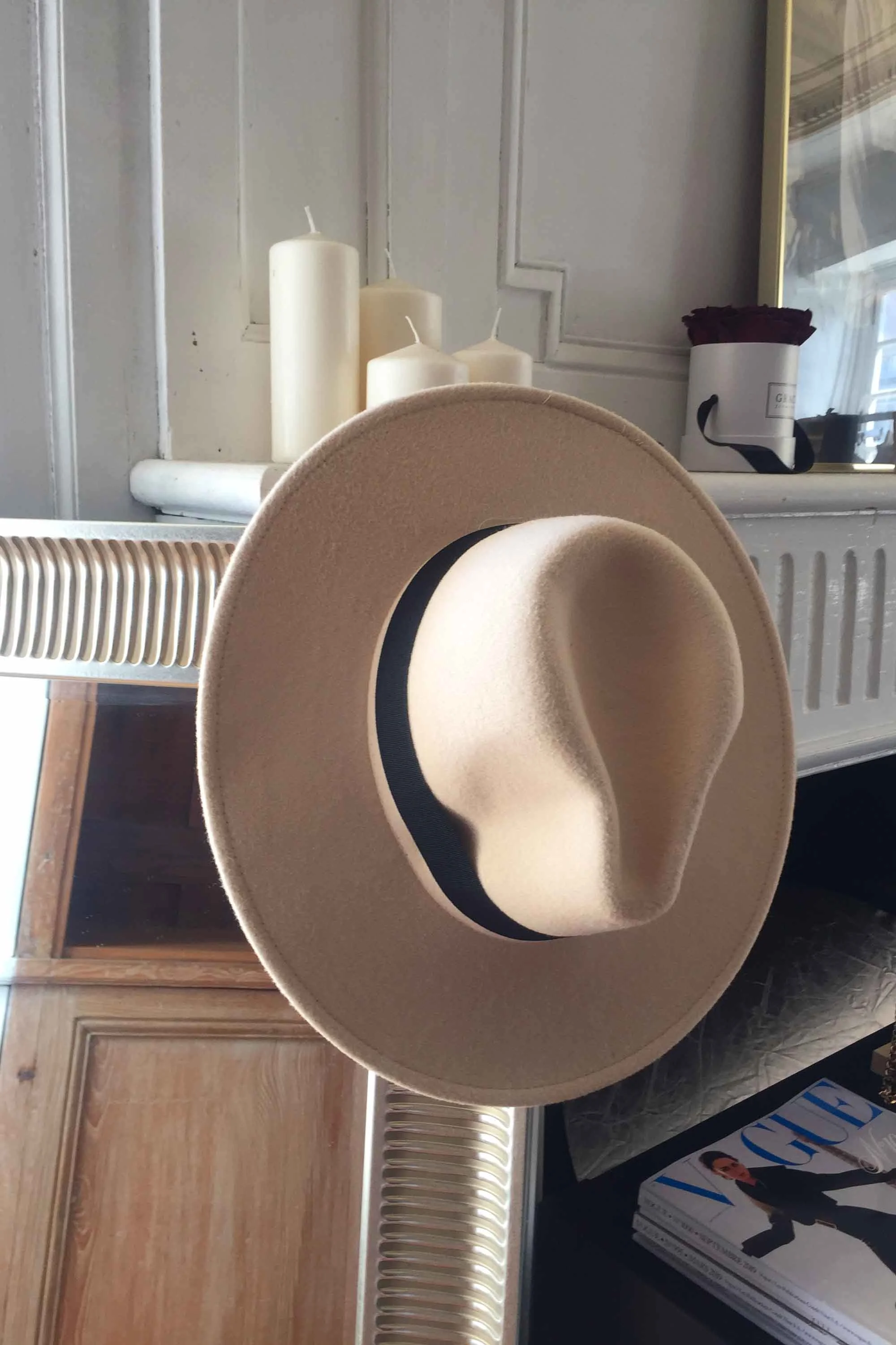 chapeau-crème-nyg.jpg