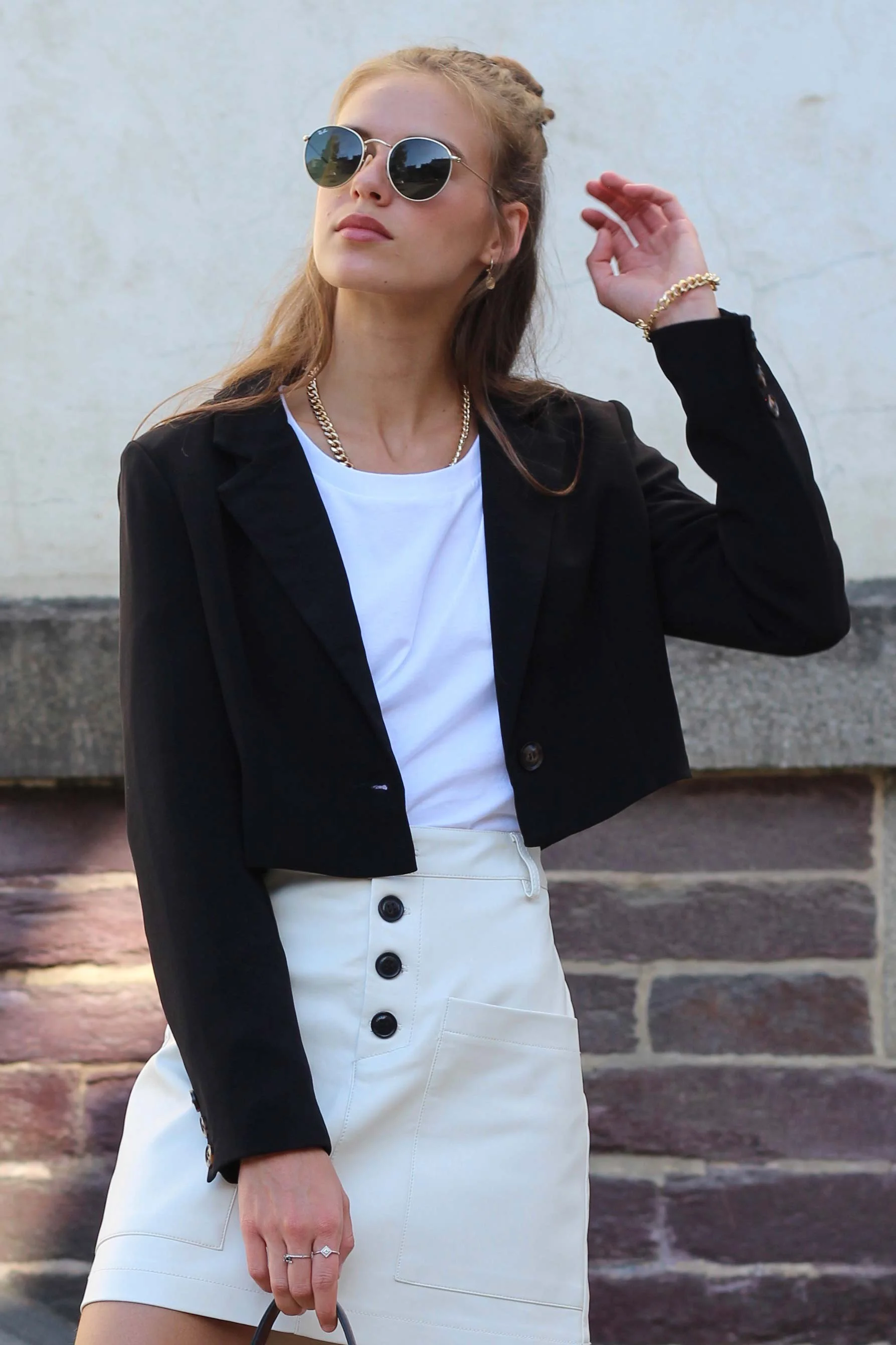veste-courte-noire-not-your-girl.jpg