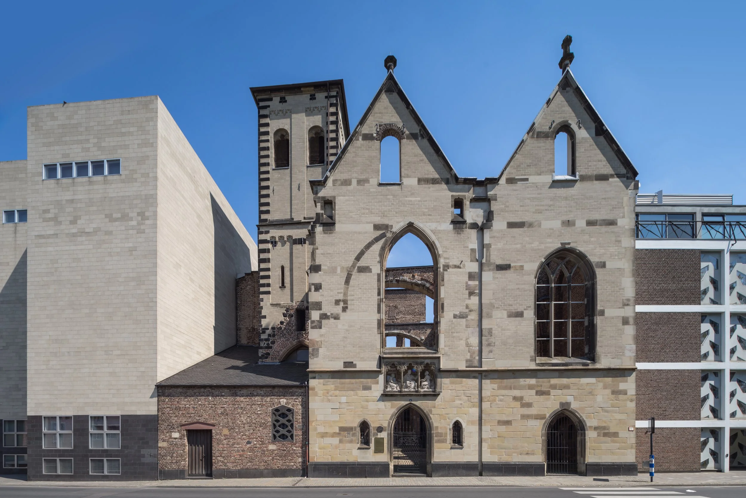 Kein Wiederaufbau – Die Ruine Alt St. Alban erzählt vom Krieg