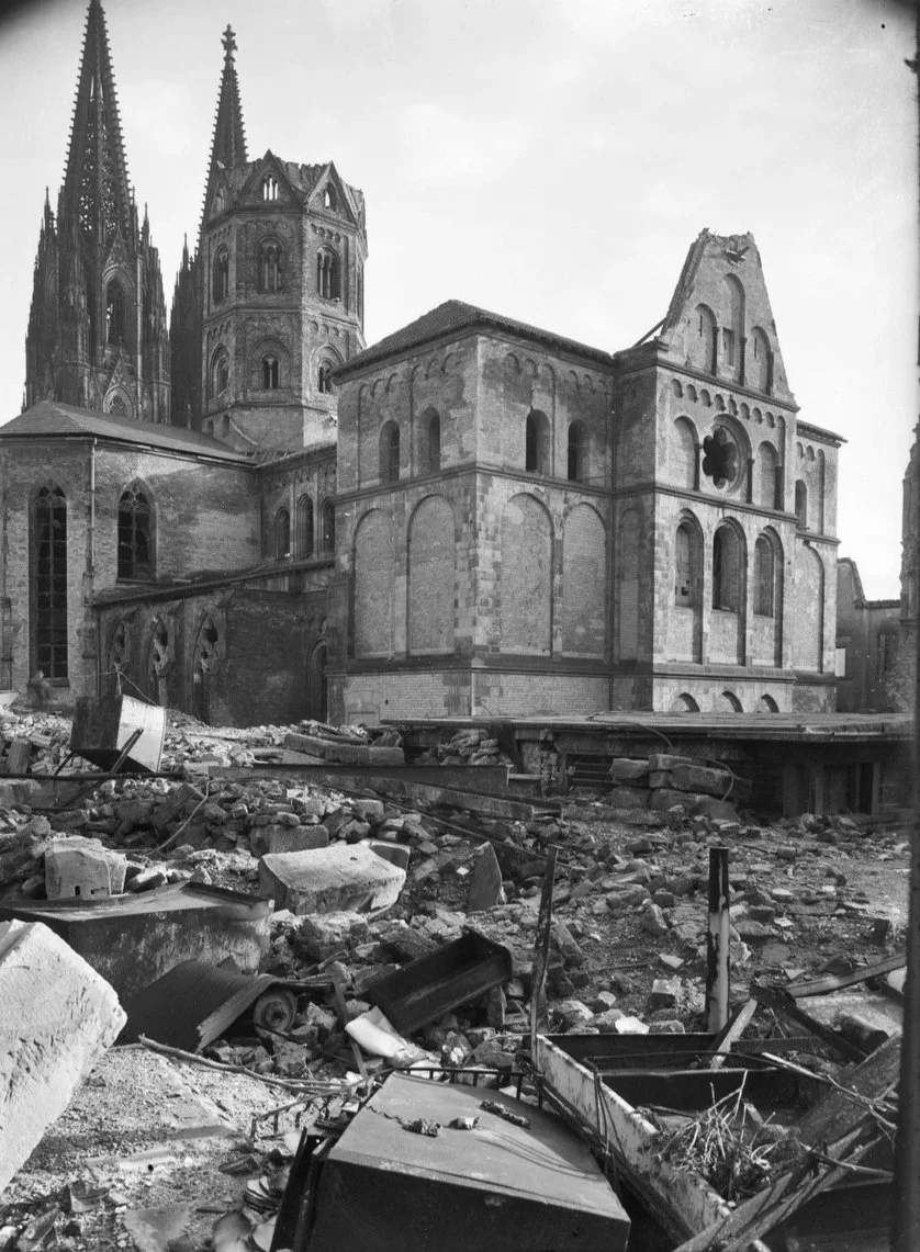 Eine Kirche mit Fenstern für die Ewigkeit – St. Andreas