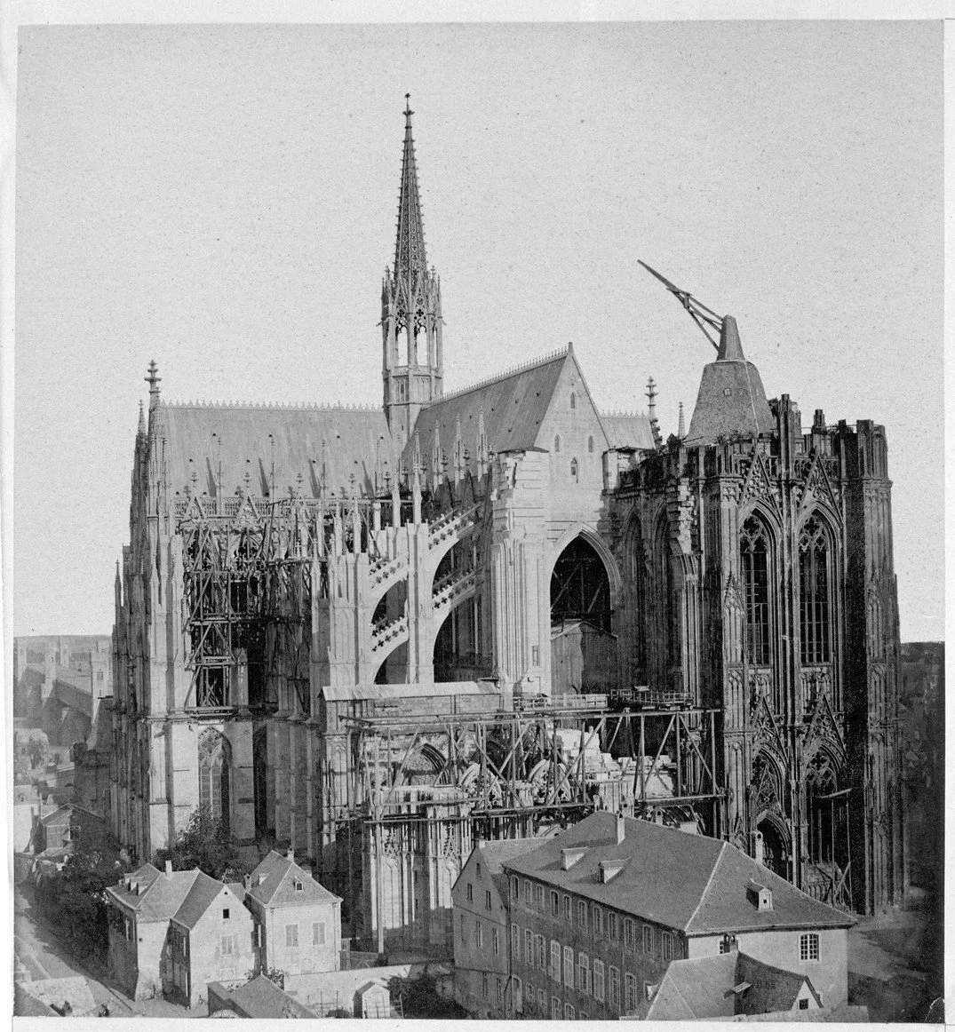 Gebaut als das höchste Gebäude der Welt – Der  Kölner Dom, St. Peter und Maria