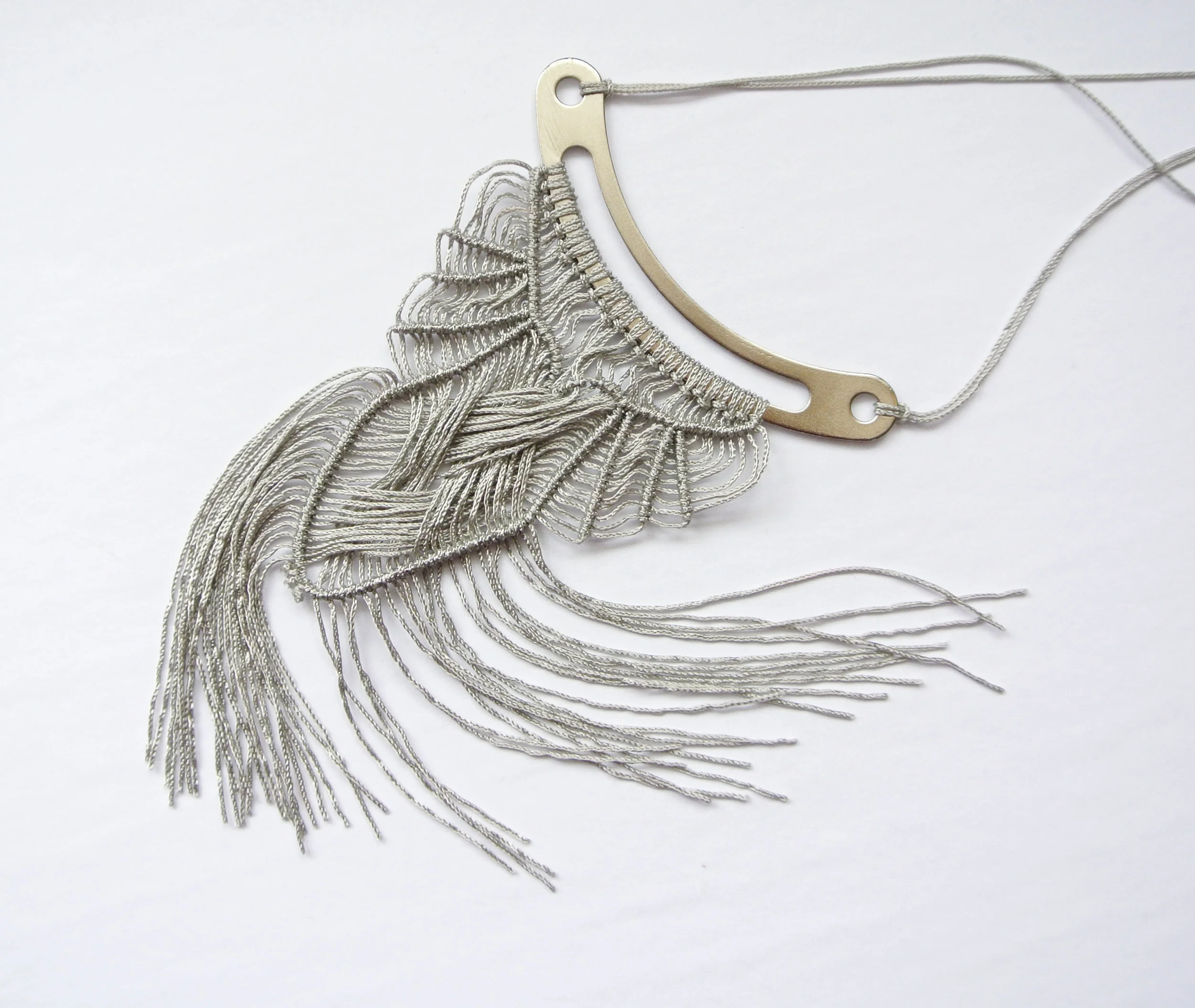 ulobori knot pendant 2.JPG