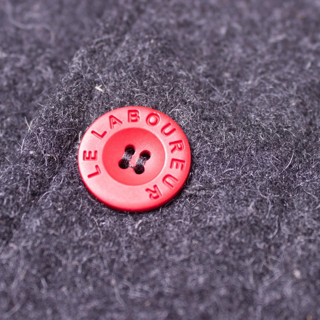 wool button detail.jpg