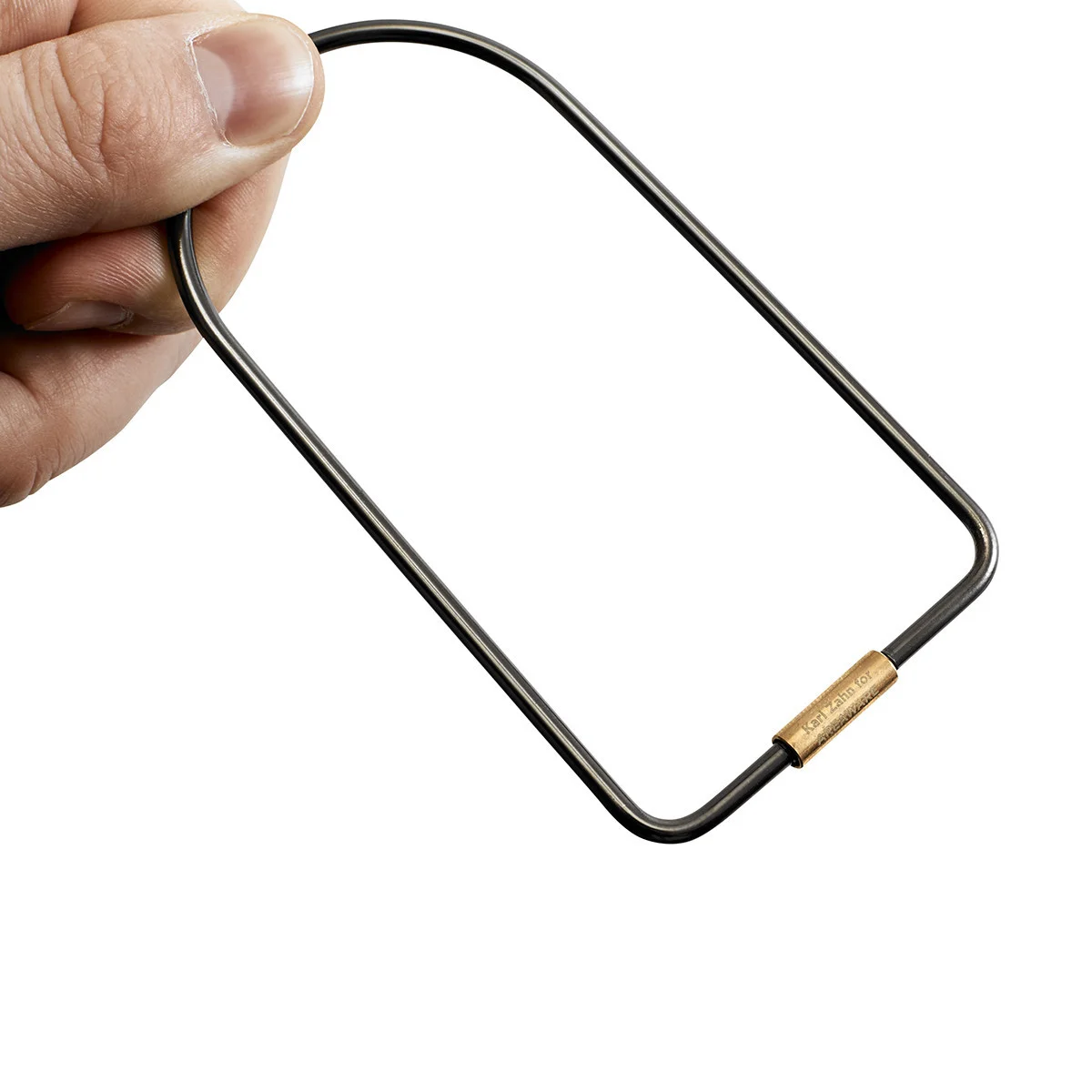 black and brass contour keyring 