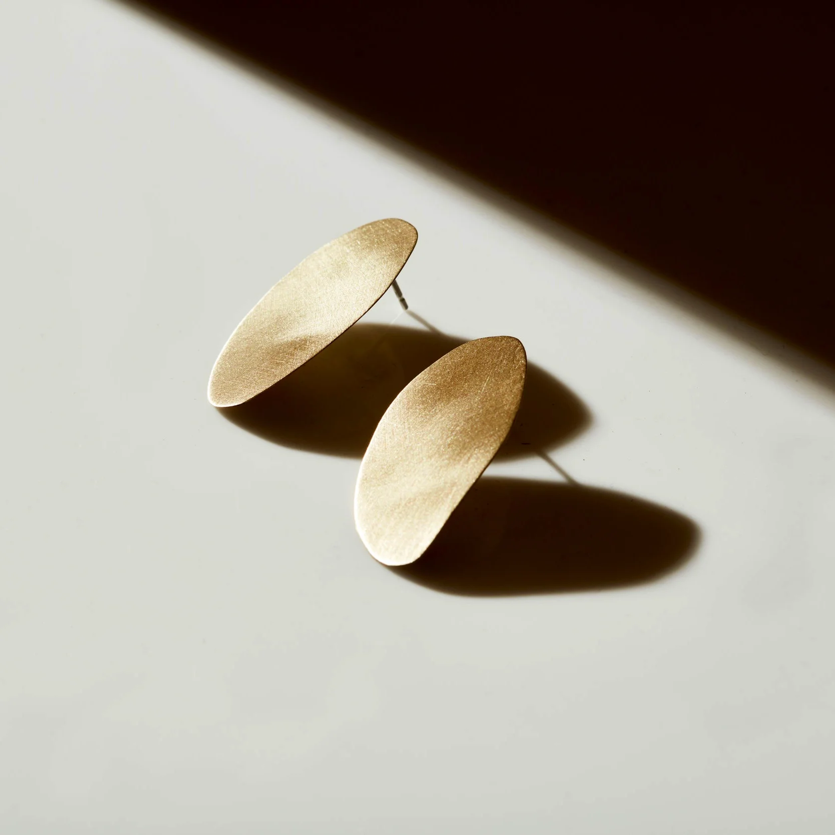 SM+organic+oval+studs.jpg