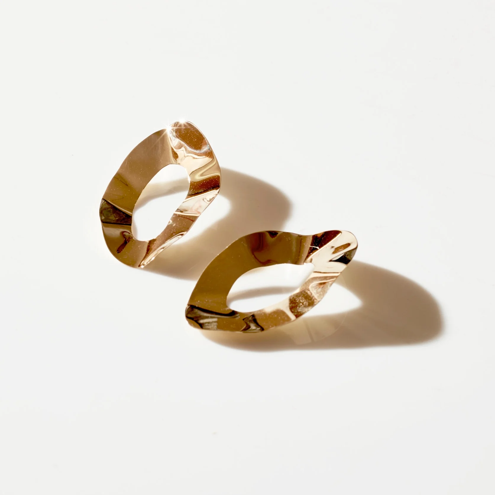 Organic Hepworth gold Earring