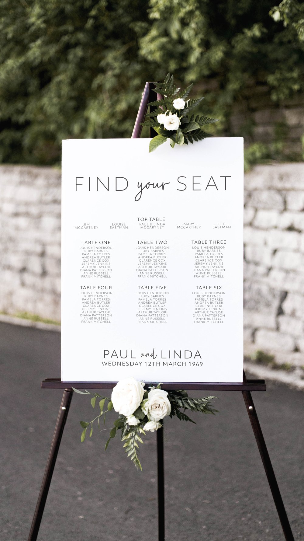 Minimal Monochrome wedding table plan seating chart