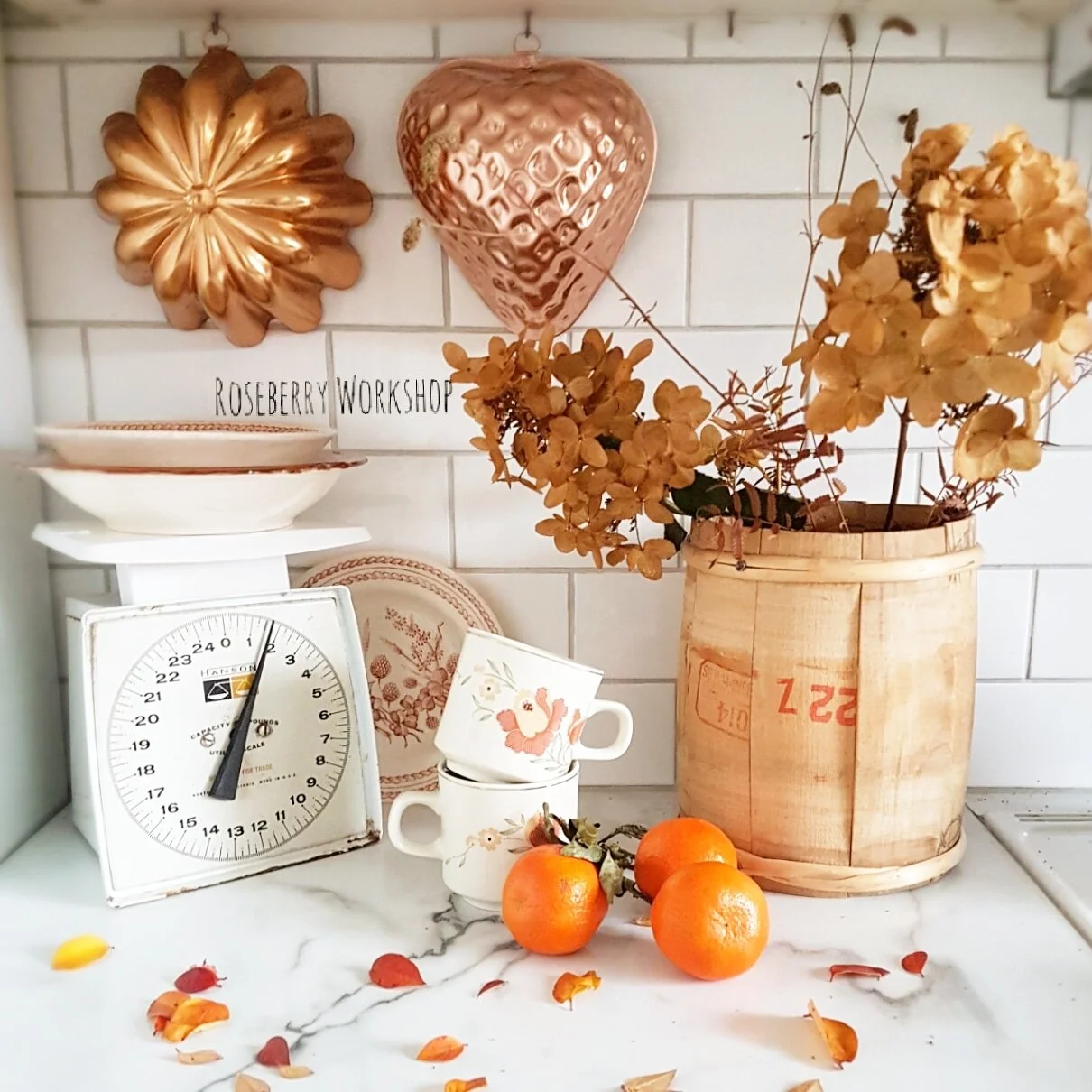"Cinnamon Hug" Kitchen Collection