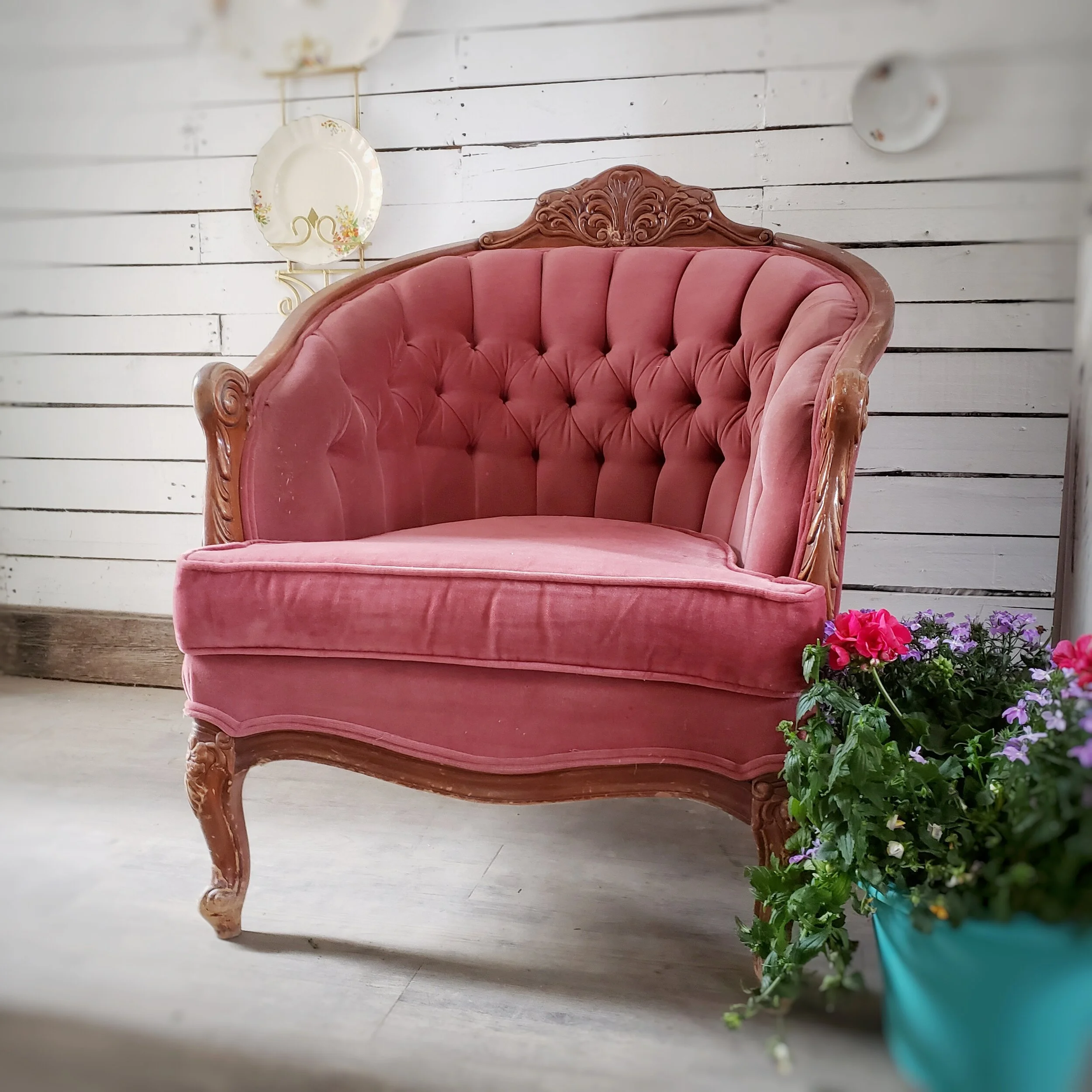 Satin Rose Tufted Chair