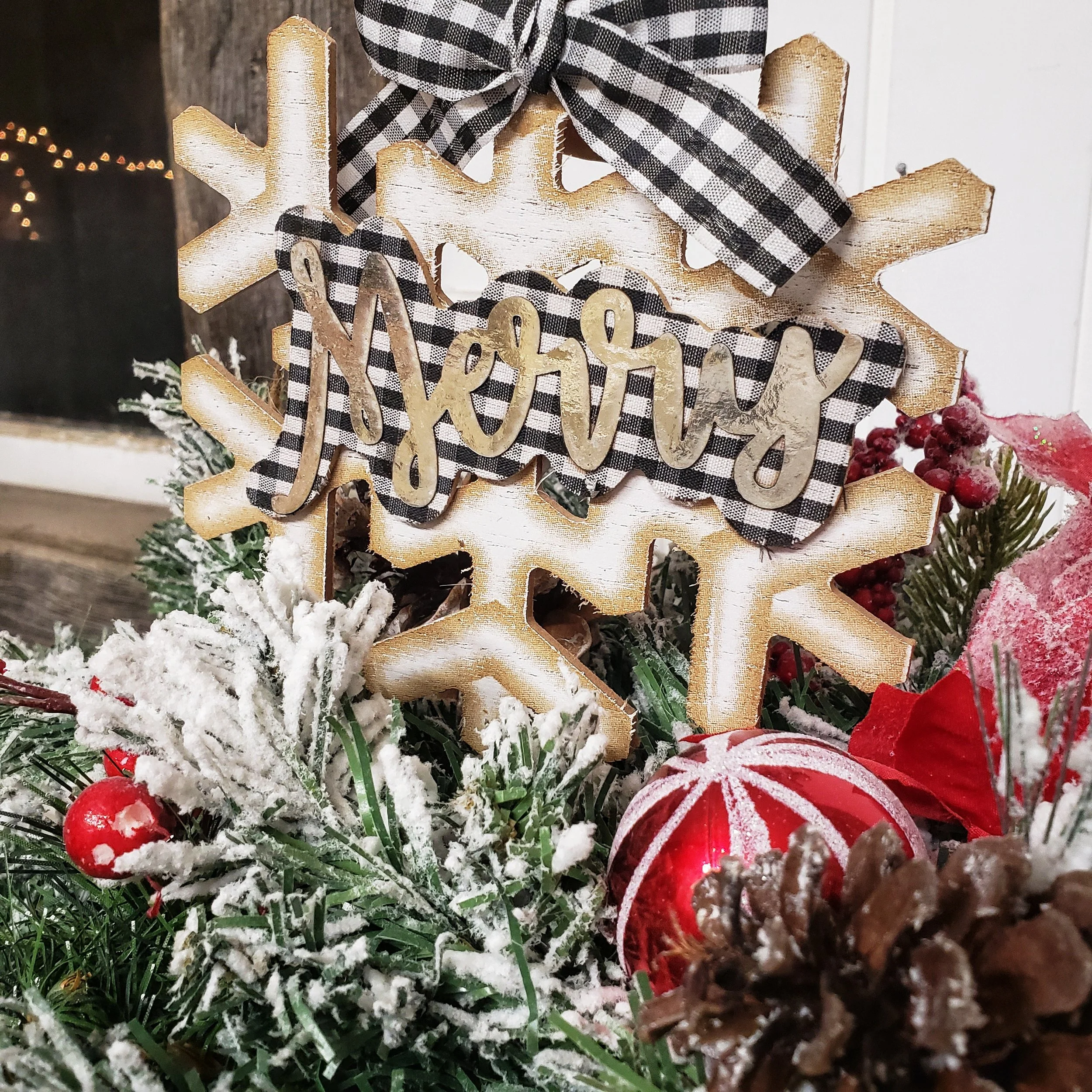 "Merry" Snowy Arrangement