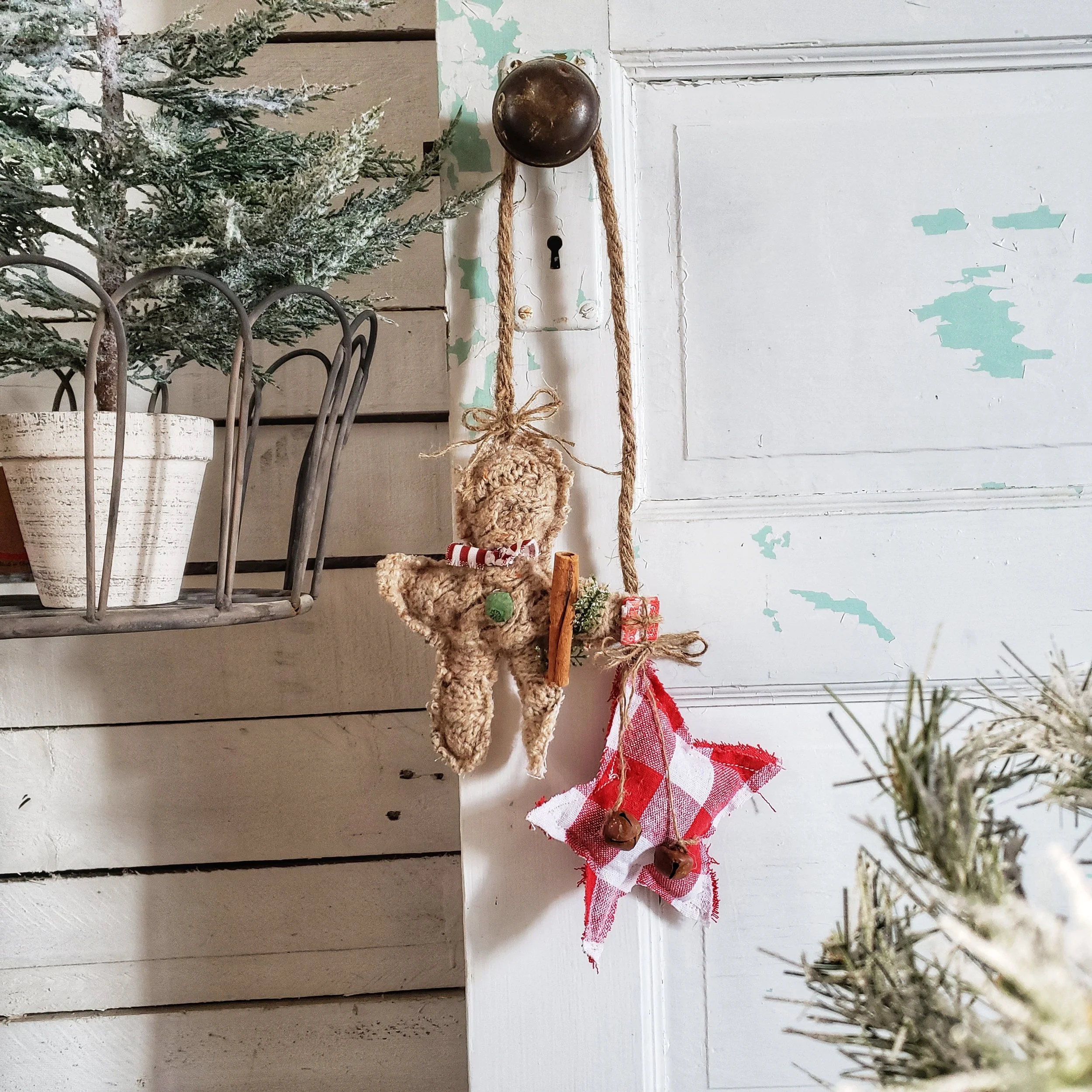 Gingerbread Man & Star Puff Hanger
