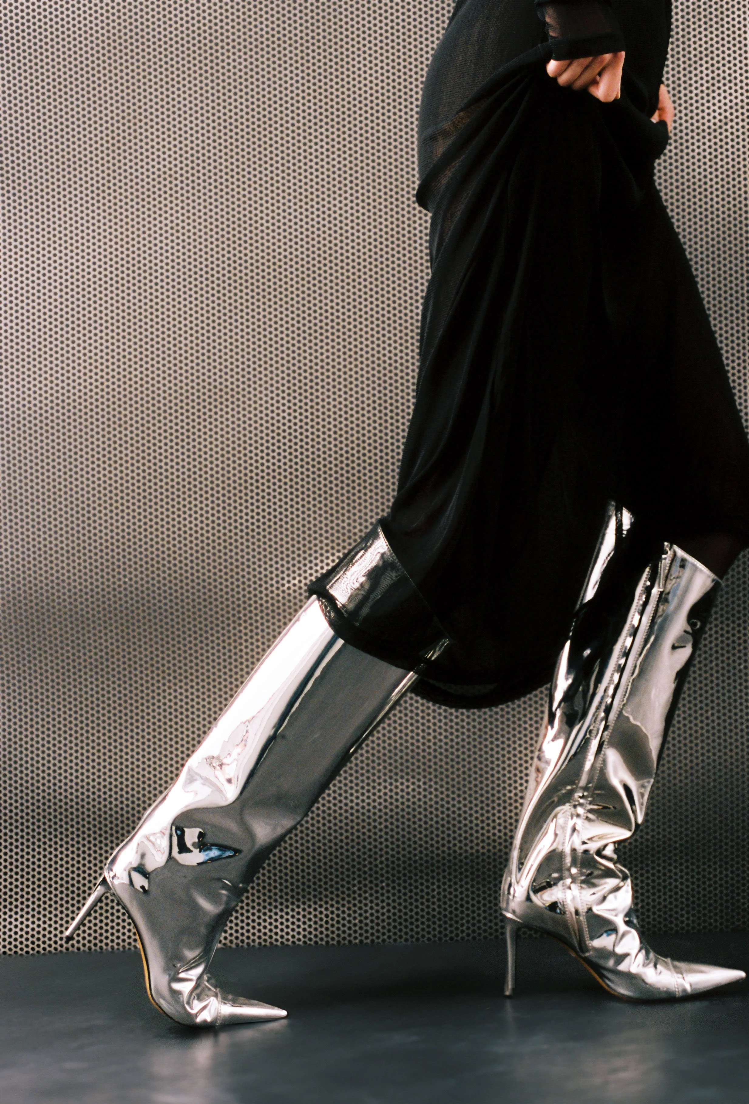 PiaRiverola_VoguePoland_Outtakes3.jpg