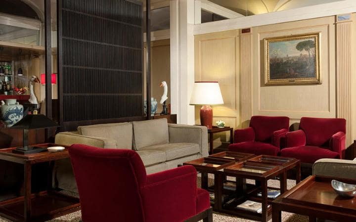 Hotel dei Borgognoni, Telegraph Expert Rating 7/10