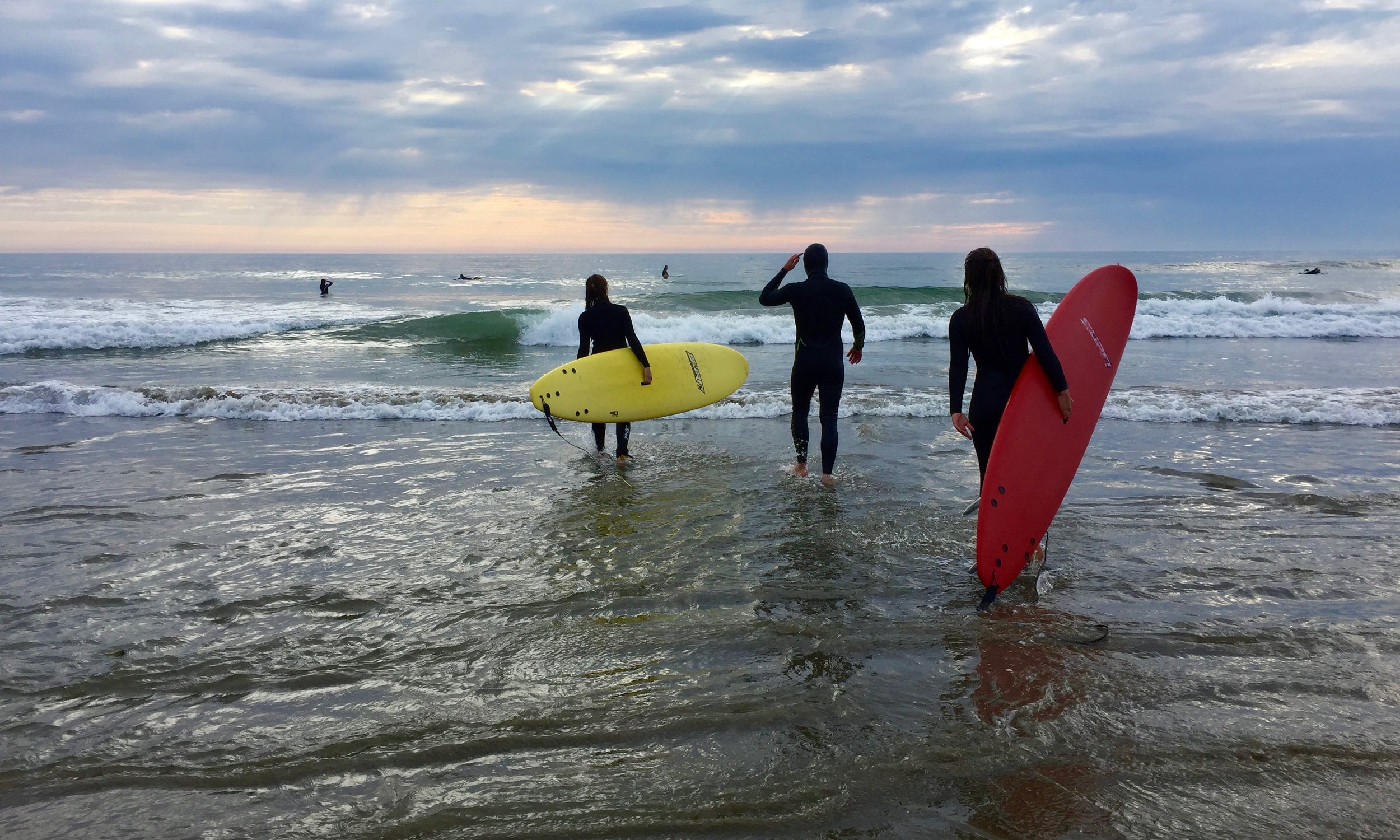 Surfing.jpg