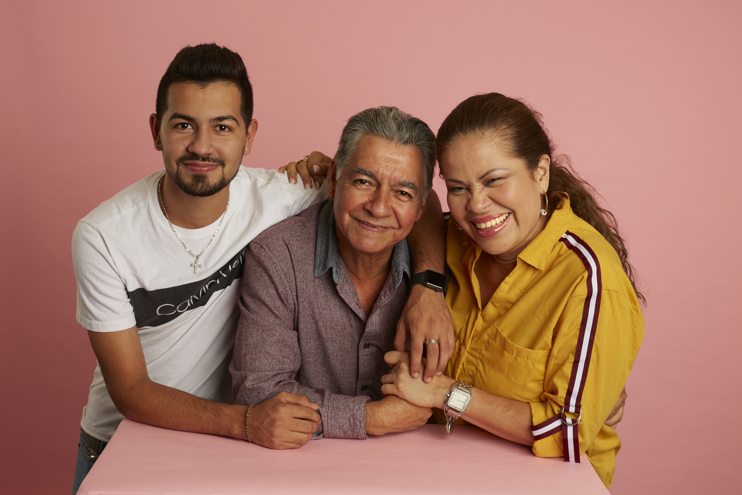 When these musicians refused to write a narcocorrido for a paramilitary commander their lives were threatened. Escaping Colombia they found asylum in the US with SIREN’s legal help.