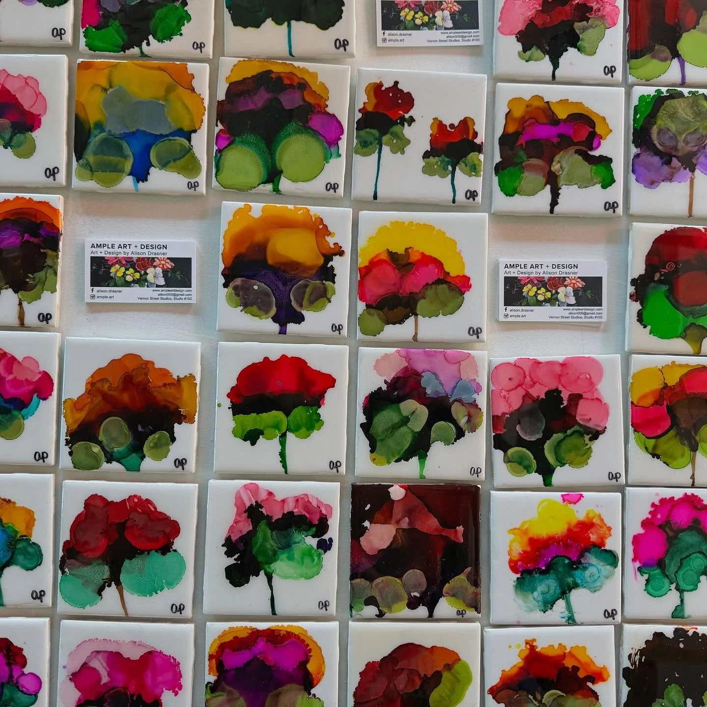 #vernonstreetopenstudios is happening today from 12-6pm! Come by and pick up holiday gifts for yourself and loved ones. 

Look for Studio #103 on the 1st floor near the bathrooms. 

There&rsquo;s a parking lot behind the building and street parking r