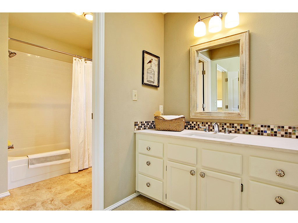 Canfield master bath.jpg