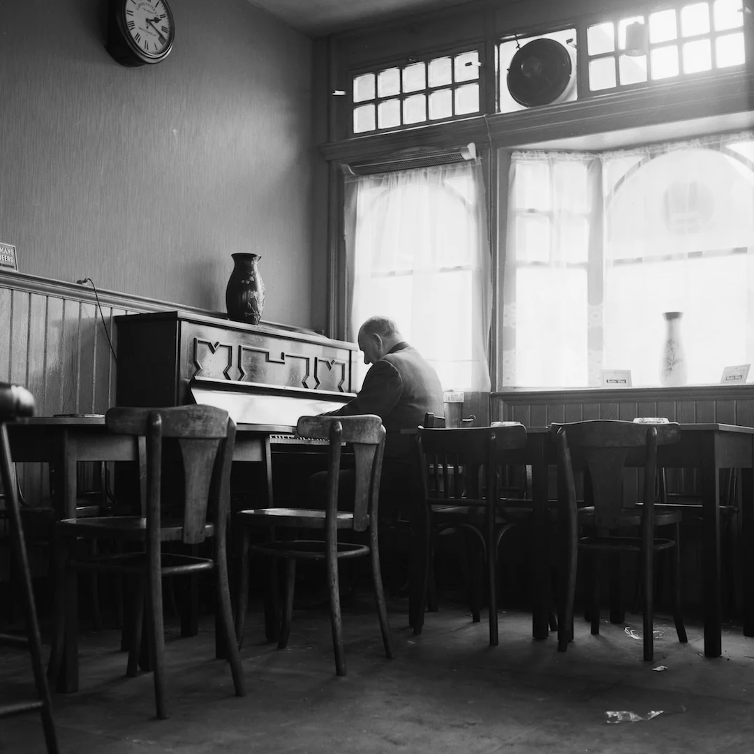 Contact Sheet (30).jpg