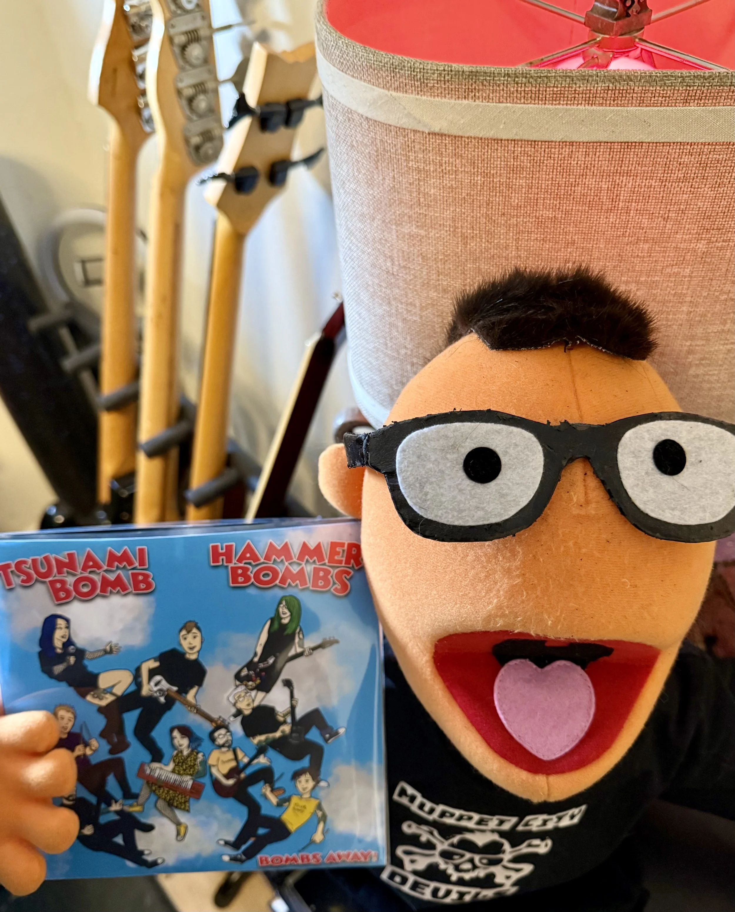 "BOMB'S AWAY!" SPLIT 7" IS OUT NOW AND STREAMING EVERYWHERE