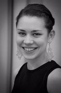 Zoe Walders_Headshot.jpeg