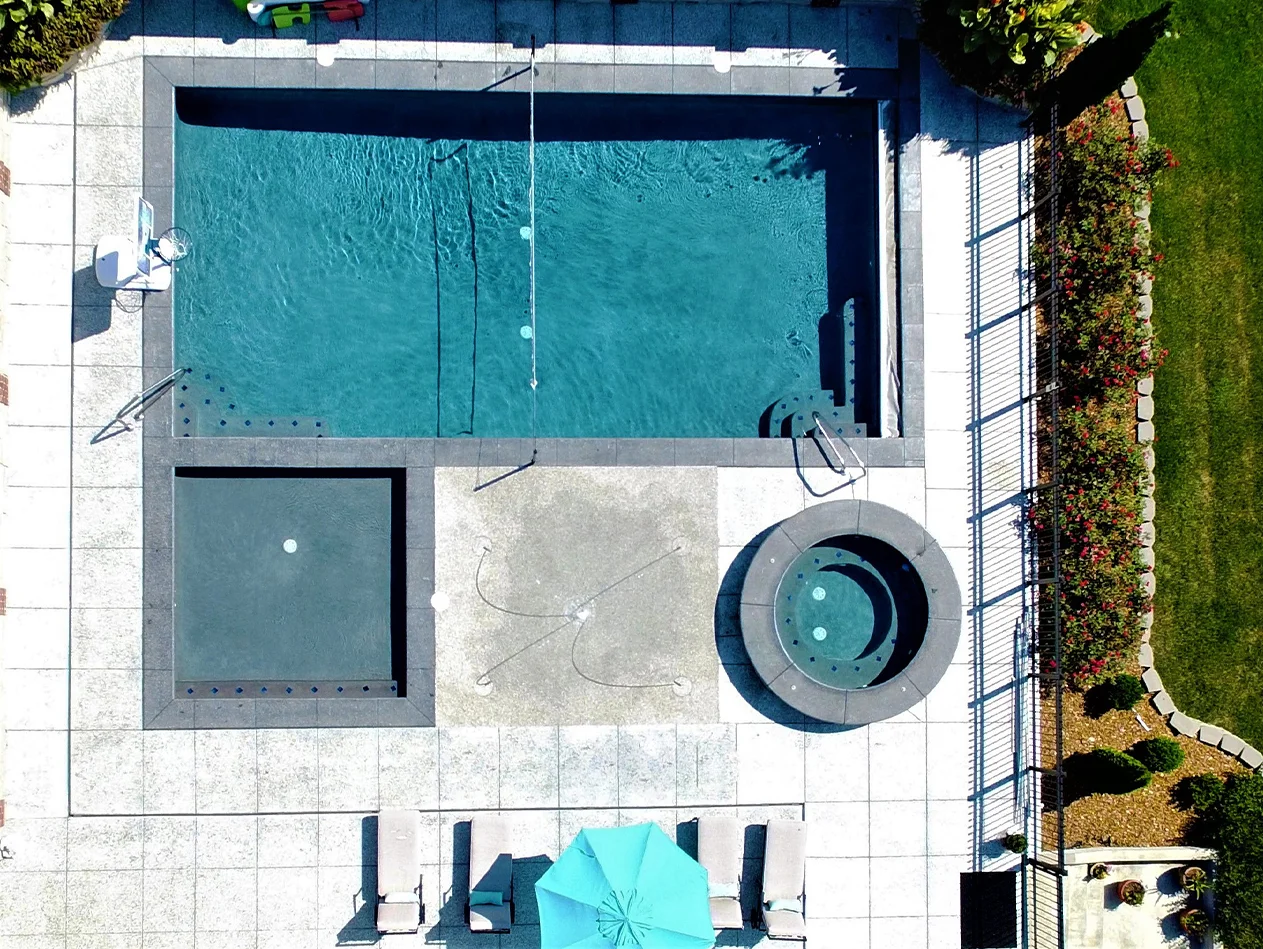 Gunite-20x40-overhead.jpg