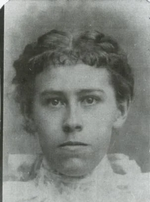  Sallie Baucom Whitlatch