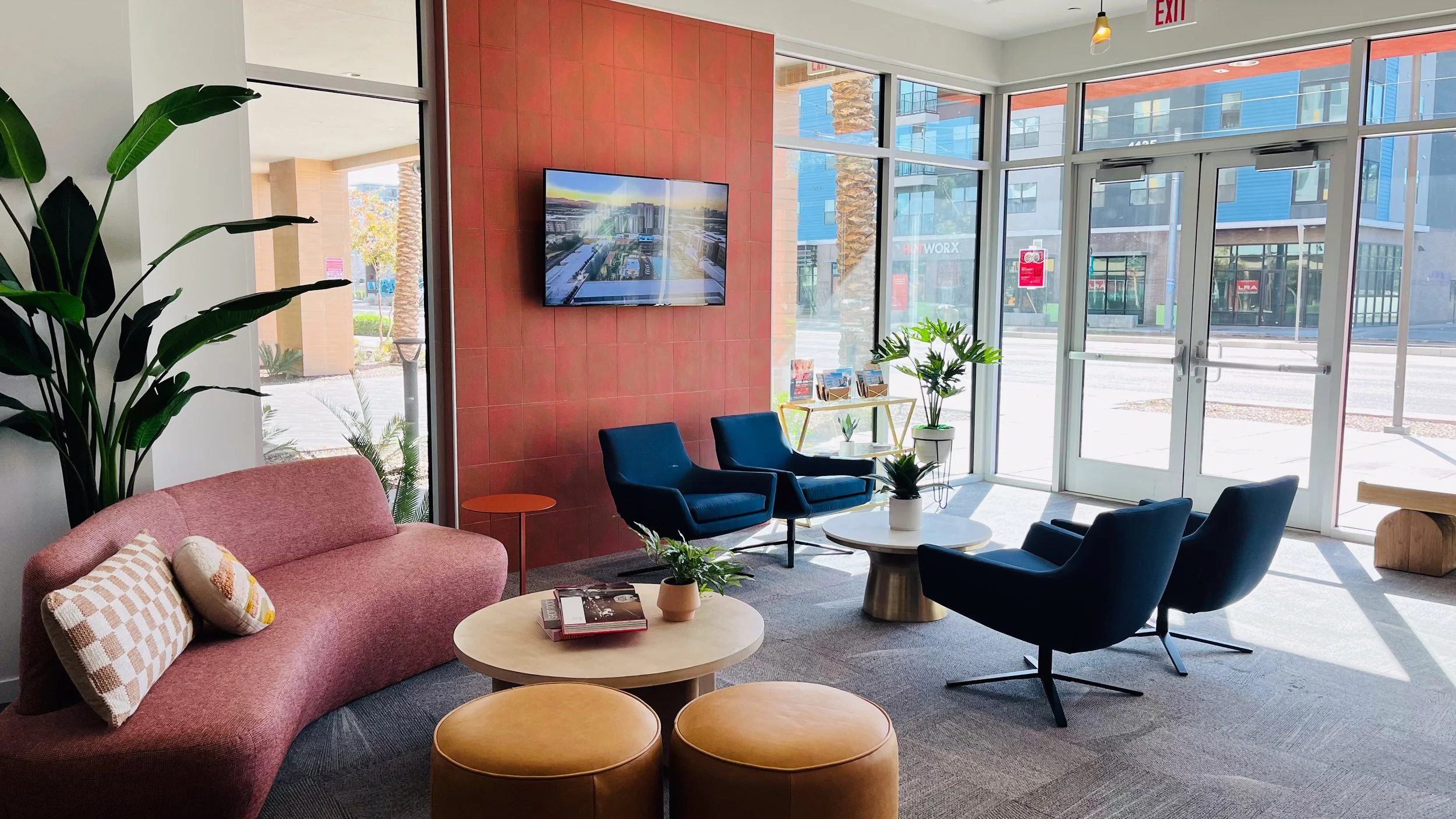 2_LEASING LOBBY B.JPG