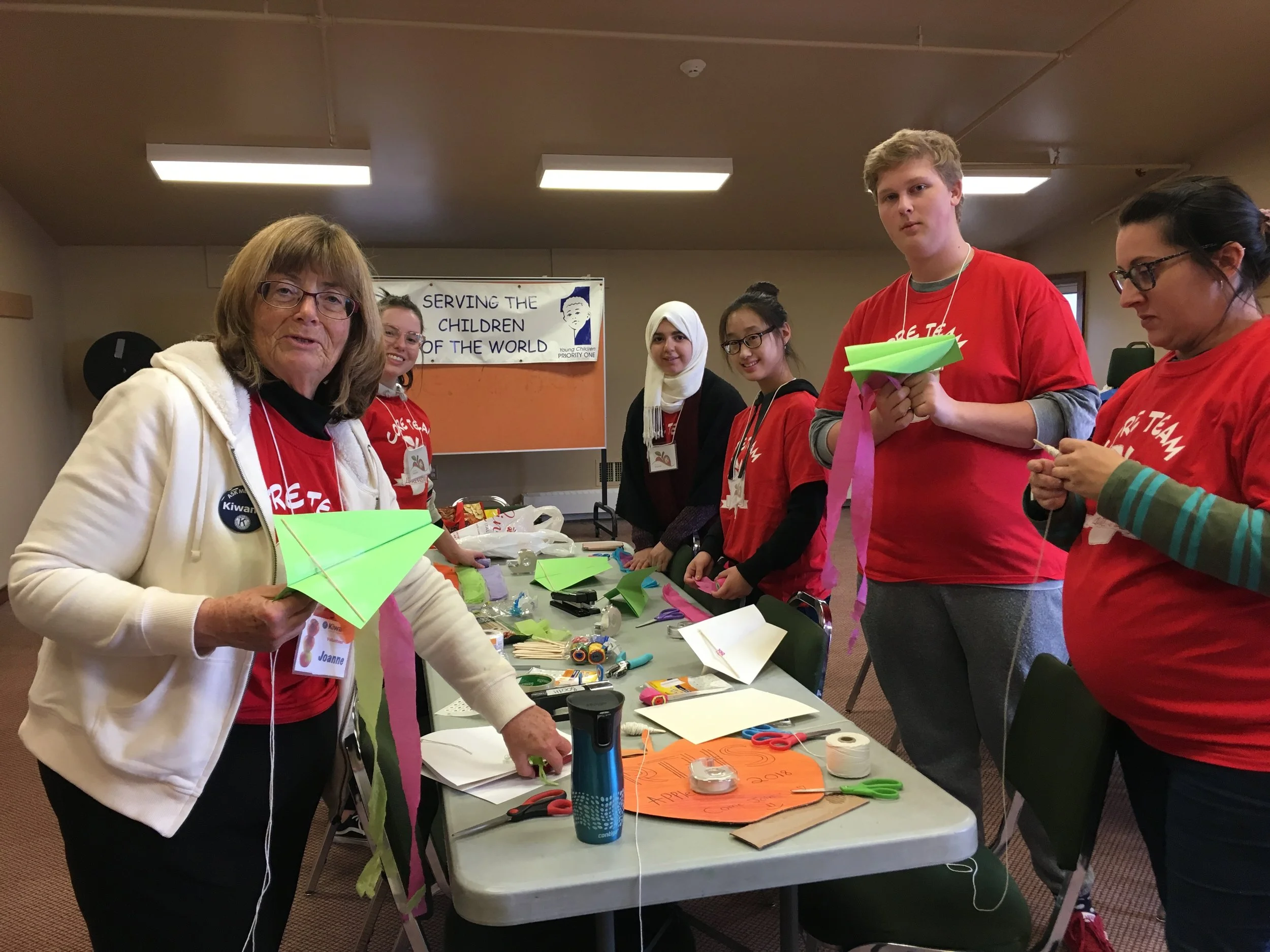 Key Club Volunteers - Kite Building