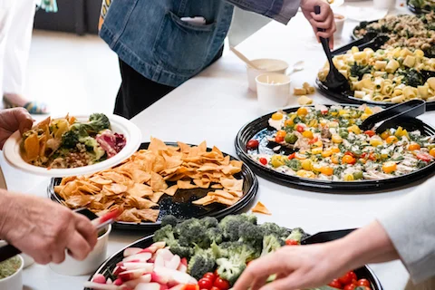 TEXTILEARTSLOSANGELES_LUNCH.jpg