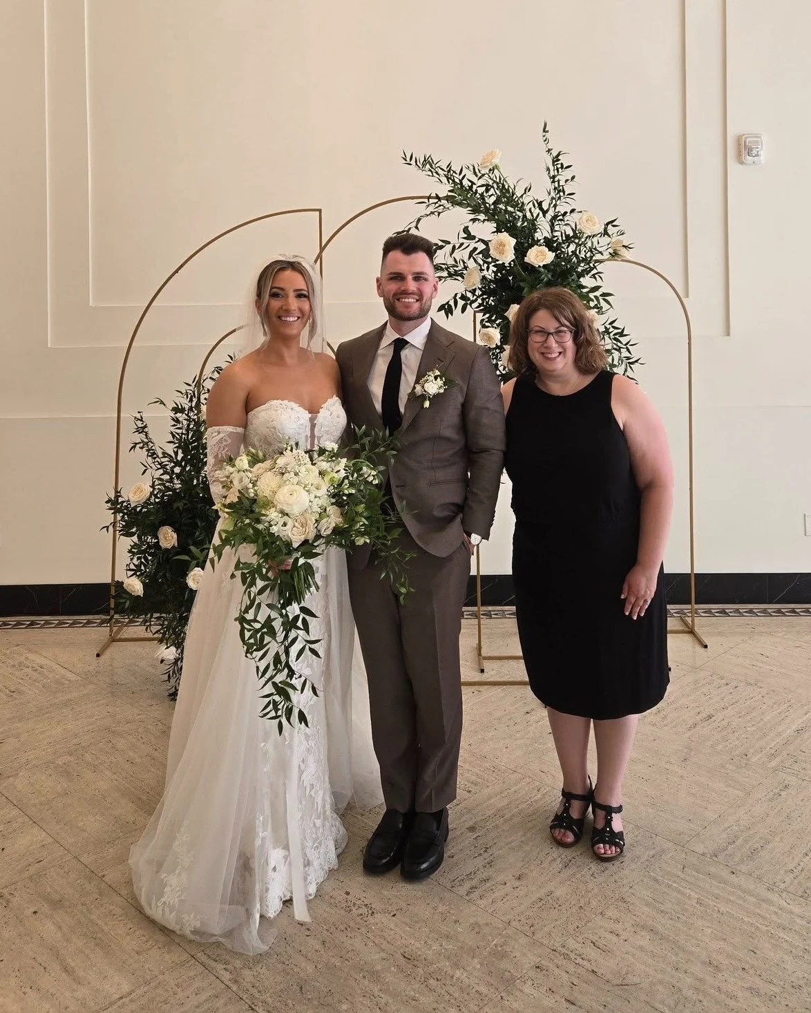 What an incredible experience officiating Amanda and Kyle's luxurious wedding at @arbormidtown in Rochester, NY! This venue, originally built as a bank in the 1920s, has been exquisitely restored to its former grandeur - the perfect setting for their