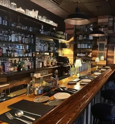 Raising the Bar: Why a Local Bar Is the Perfect Wedding Welcome Party