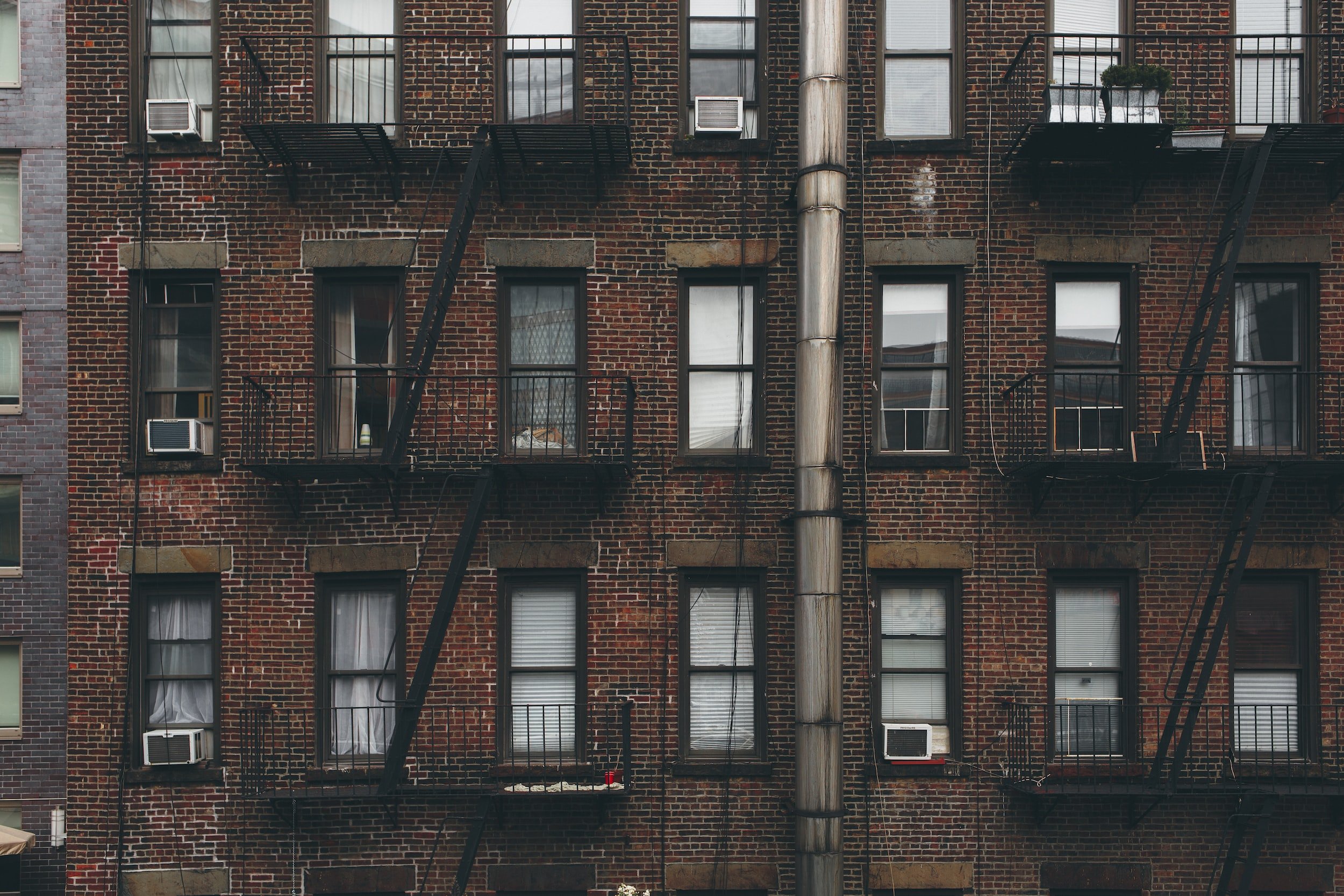 Liars, Cheats &amp; Outer Boroughs