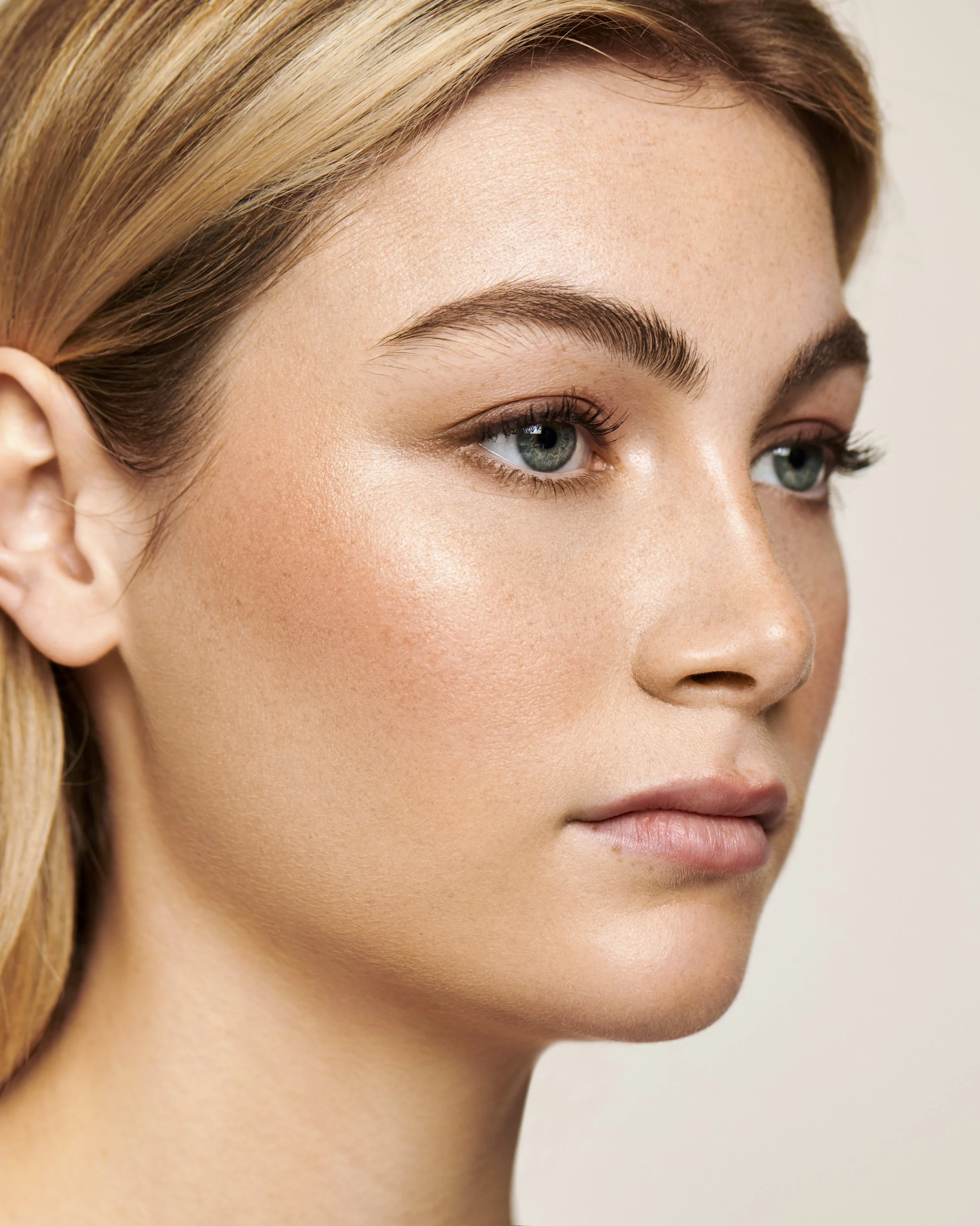 190310_BeautyTest_Look_1_0127 done CC.jpg