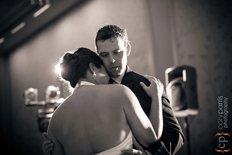 bride and groom first dance