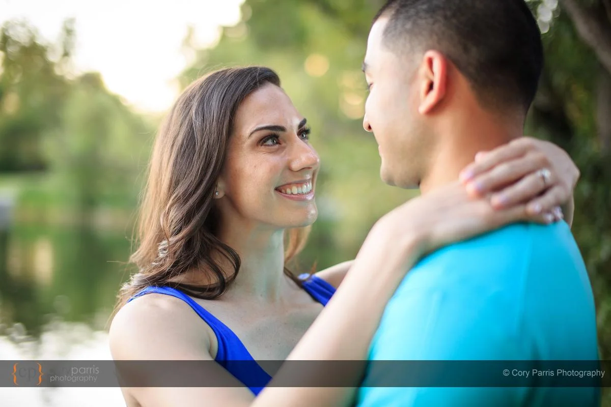 036-green-lake-engagement-portraits-seattle
