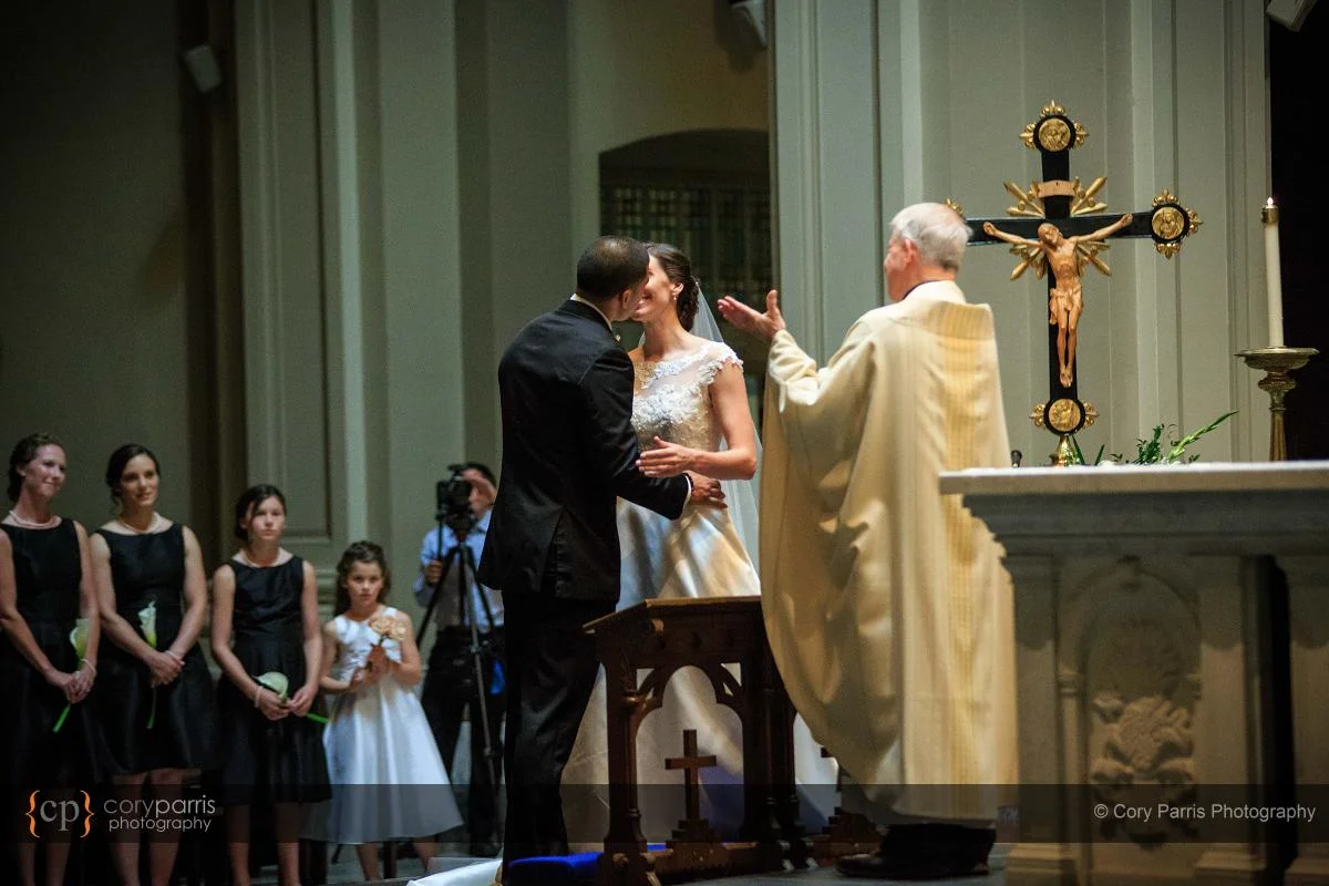 020-st-james-cathedral-seattle-wedding