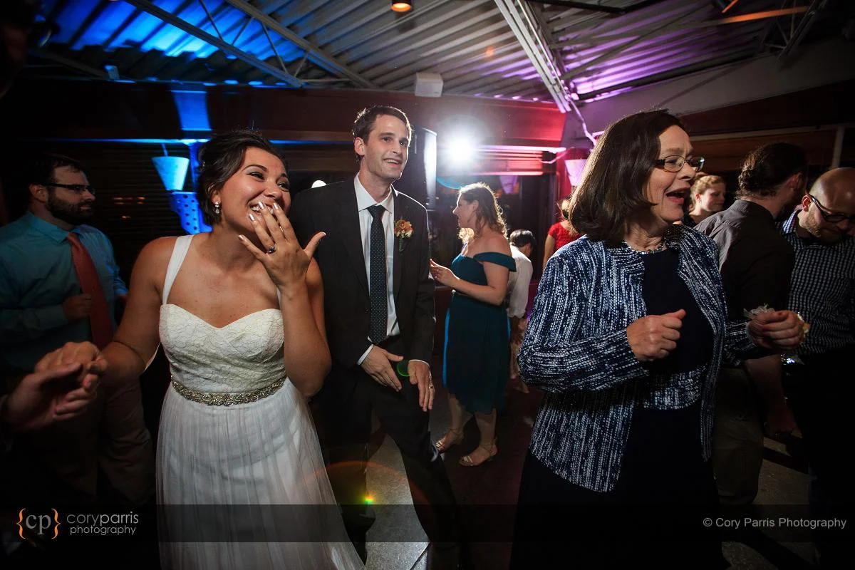 030-the-canal-seattle-wedding