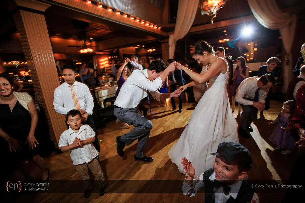 745-lake-union-cafe-wedding