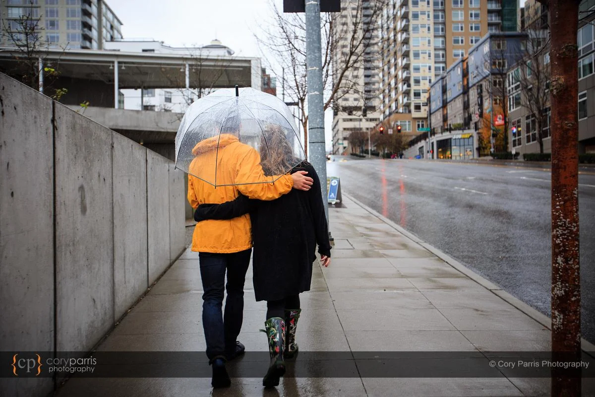 001-rainy-engagement-portraits-seattle
